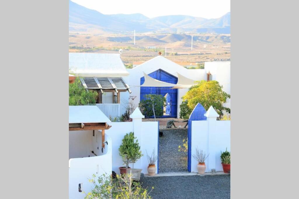 Romantica Fuego - Eco Retreat Finca Artis Tirma Tarajalejo Exteriör bild